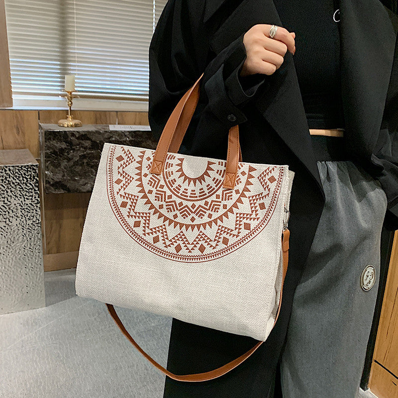 Fashion Retro Ethnic Style Women's One-shoulder Messenger Bag